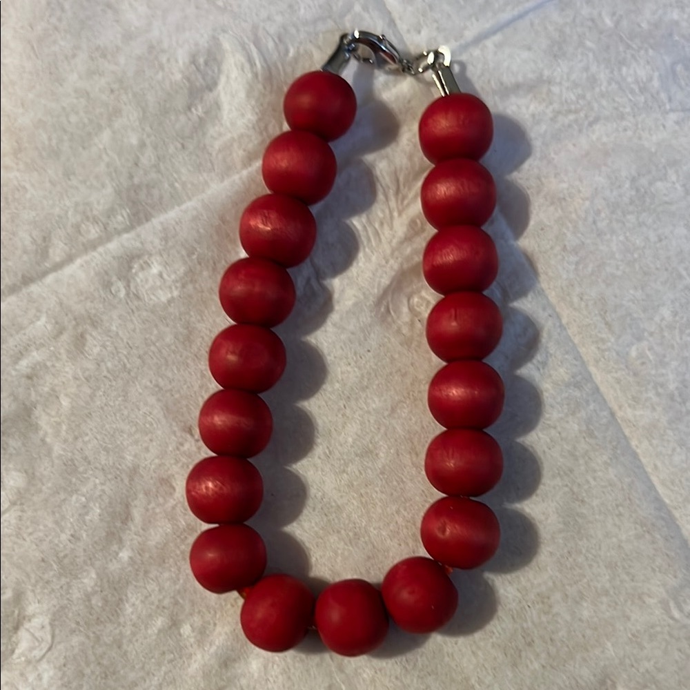 Bold Red wood Beaded bracelet